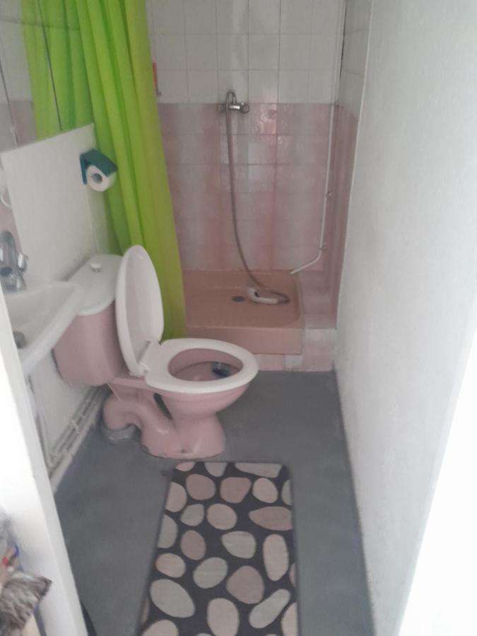 Auberge Des Garrigues Nîmes Zewnętrze zdjęcie