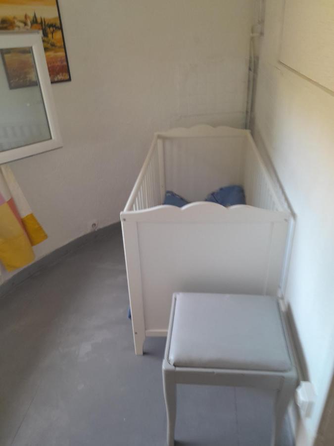 Auberge Des Garrigues Nîmes Zewnętrze zdjęcie