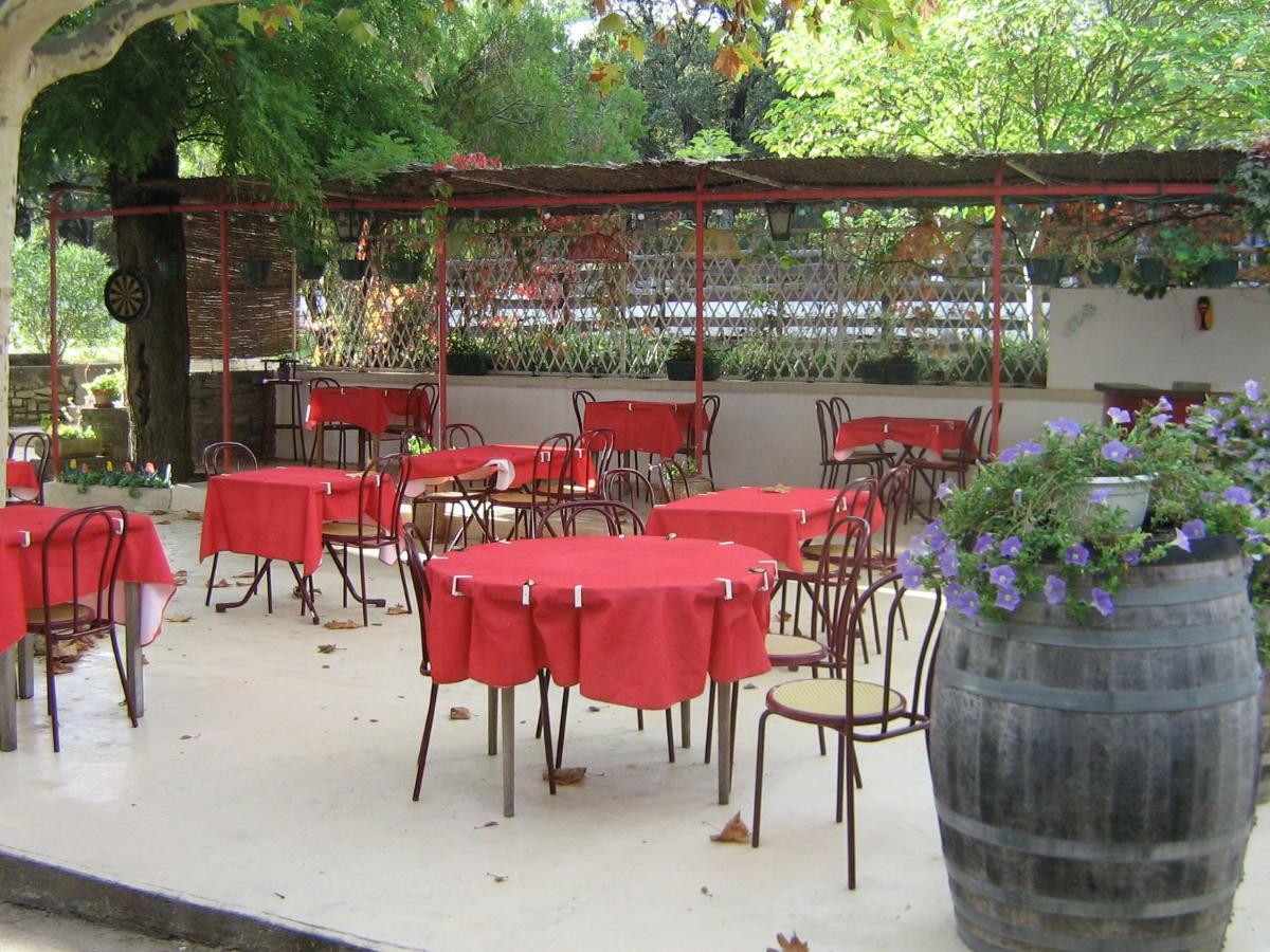 Auberge Des Garrigues Nîmes Zewnętrze zdjęcie