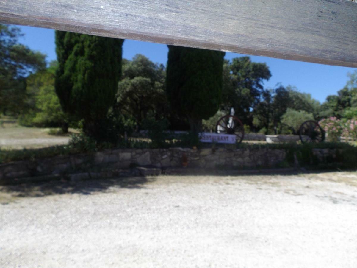 Auberge Des Garrigues Nîmes Zewnętrze zdjęcie