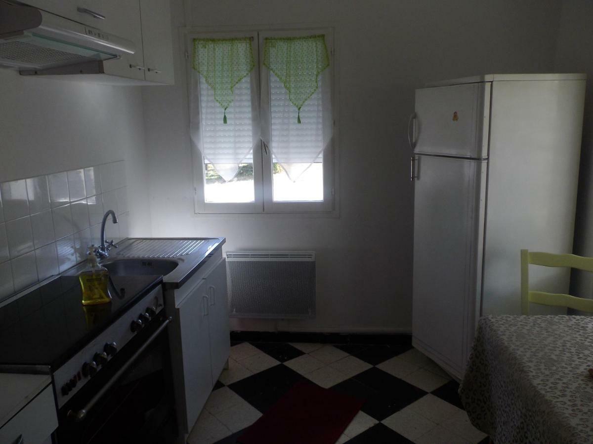 Auberge Des Garrigues Nîmes Zewnętrze zdjęcie